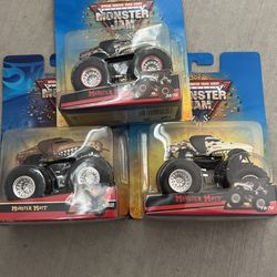 Monster Mutt Monster Trucks 