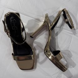 Jessica Simpson Gold Metálic Size 7.5