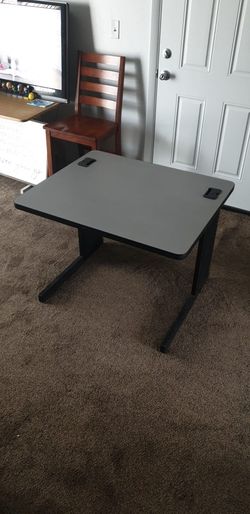 Sturdy Gray Computer Desk