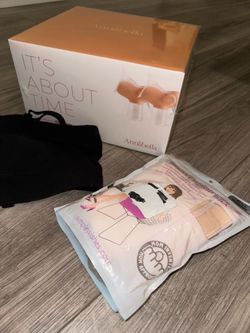 NEW Annabella Breast Pump + 2 Compatible Pumping Bras