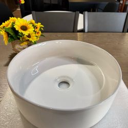 🔥Brand new In Box 🔥Modern countertop round white ceramic bathroom sink, artistic washbasin above counter(white)  💰69$