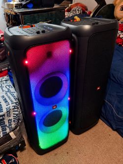 JBL PartyBox 1000 1100W Bluetooth Portable Party Speaker - LED Light Show, DJ Pad & Massive Bass