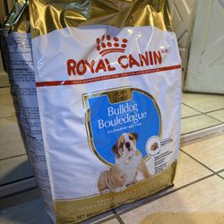 Royal Canin Dog Food Puppy Bulldog