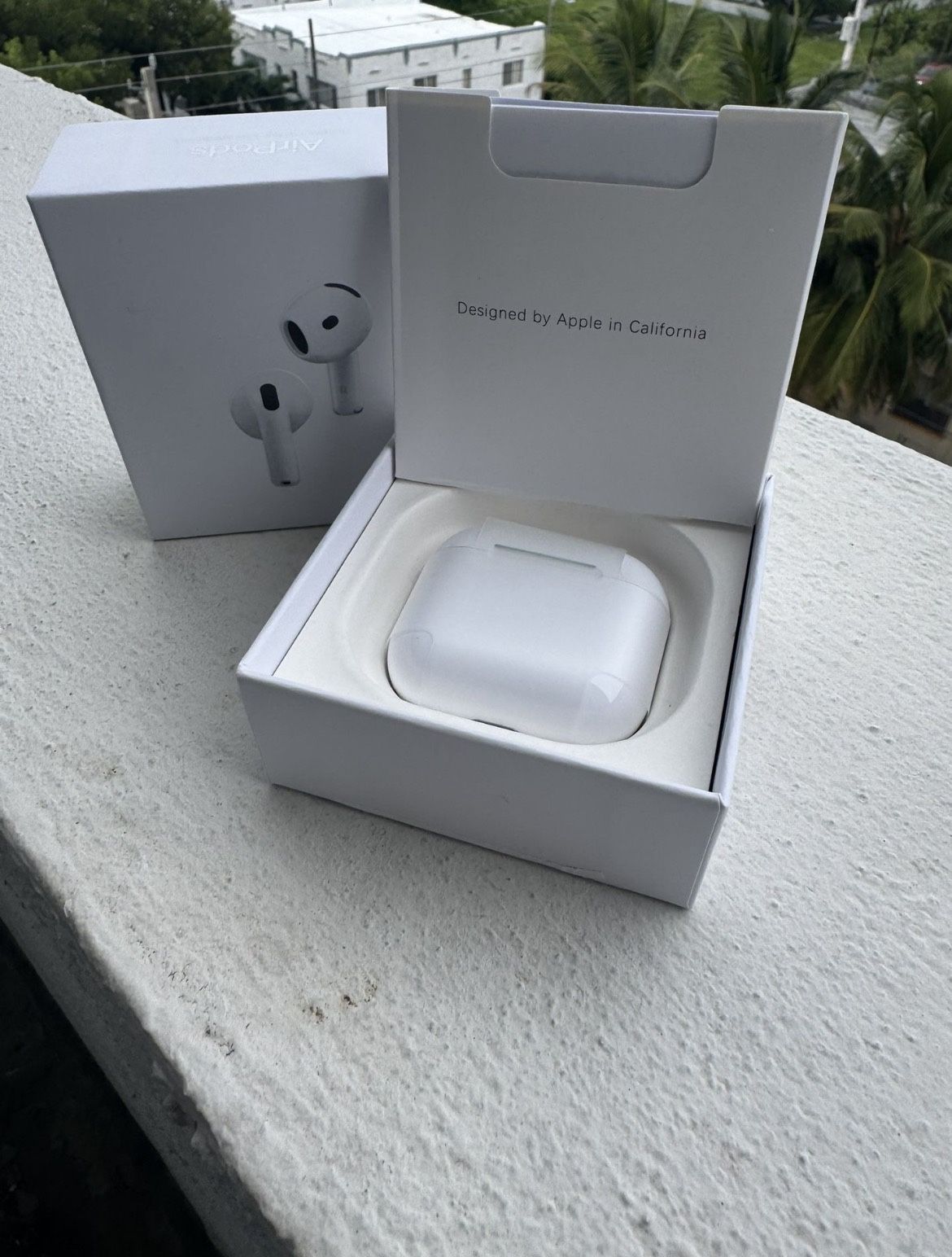 AirPods Gen 4 (SEALED)