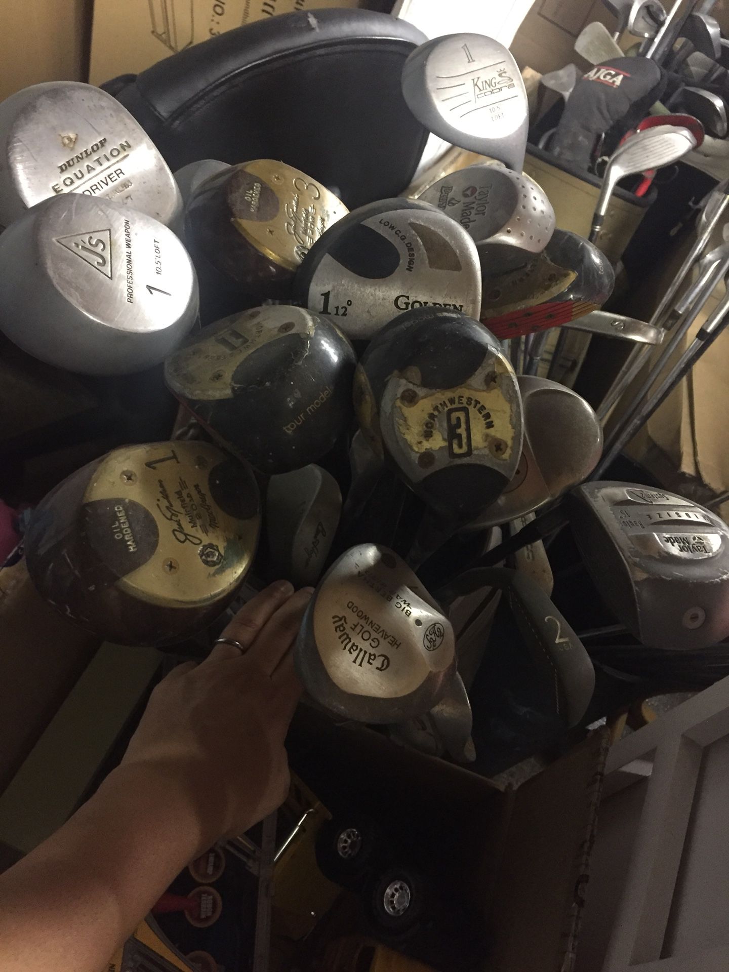 Mixed golf clubs right handed 22 total