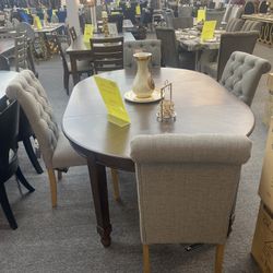 5 Pc Dinning Table Set $599