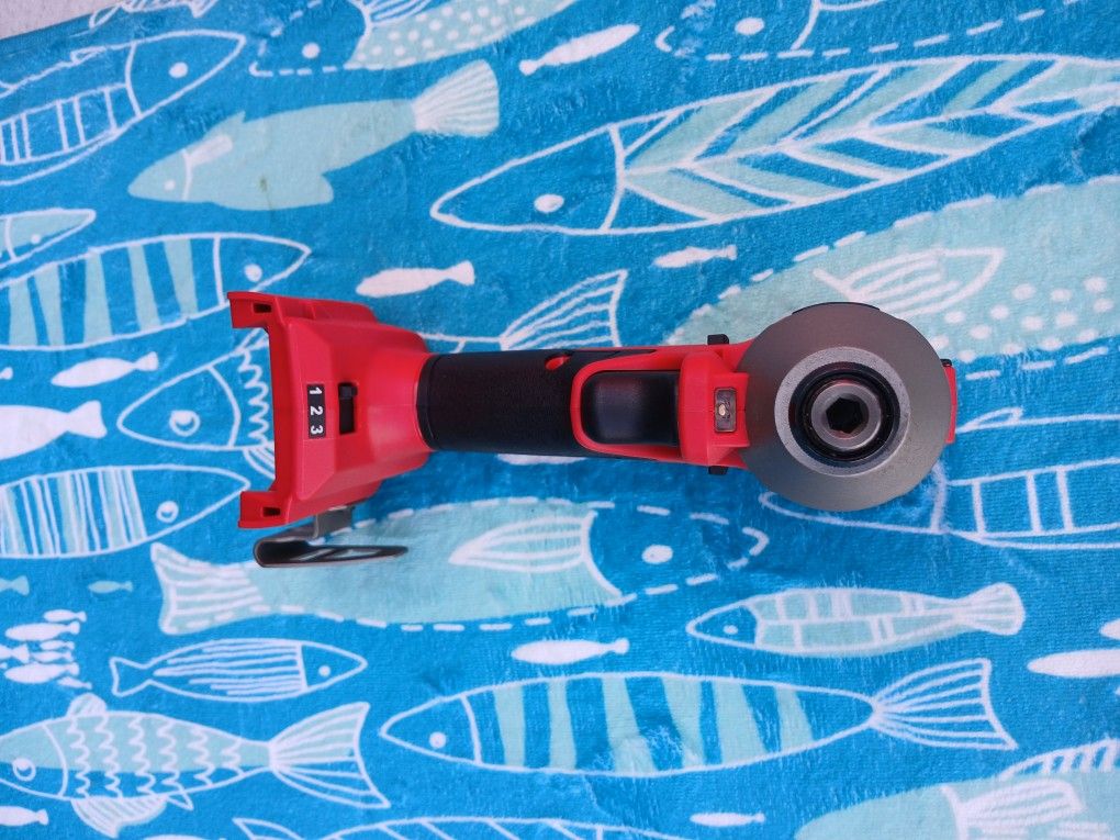 impacto Milwaukke 18v Brushless Tres Belosidades Solo Herramienta