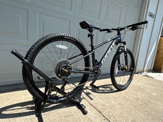 Giant Talon 4 Mountain Bike