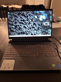 Dell G15 15.6'' i7 RTX3050 Gaming laptop