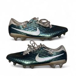Nike Tiempo Legend 10 Elite “Emerald” Cleats