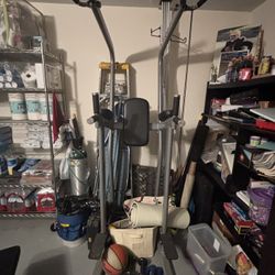 Gym Equipment Ab / Pull Up Machine