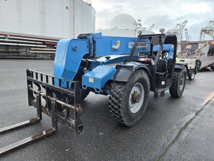 Genie GTH-844 (Reach Forklift / Telehandler)