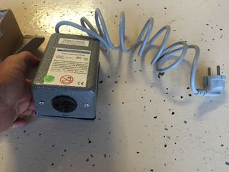 International voltage converter