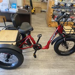 Emojo Bull 3 Wheel Electric Trike w/ 20” Tires.
