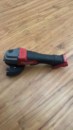 Milwaukee M 18 fuel grinder