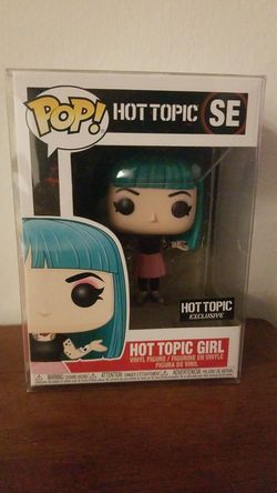 Pop hot topic girl