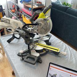 Compound Miter Saw 