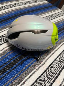 S - work evade3 like new