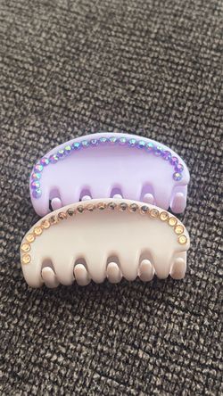 Hair clips