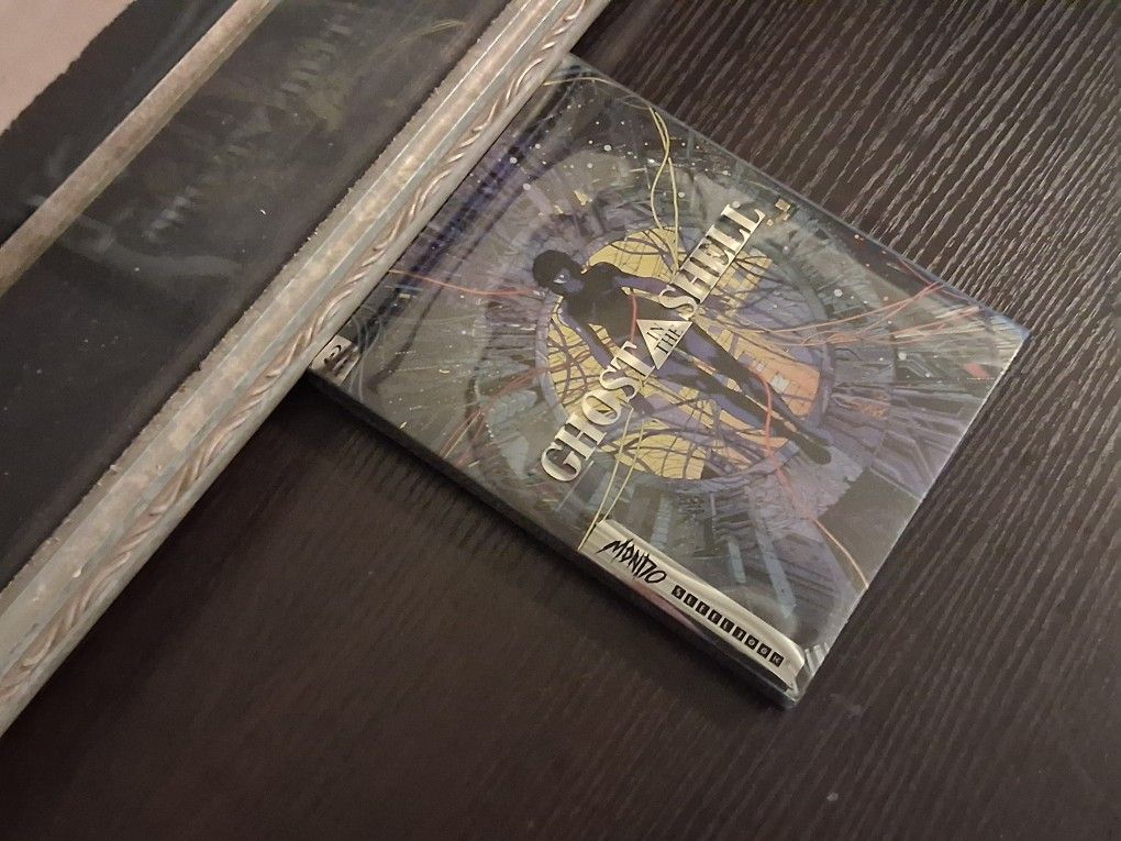 For Sale : Ghost In The Shell Anime Exclusive Limited Book Steel
