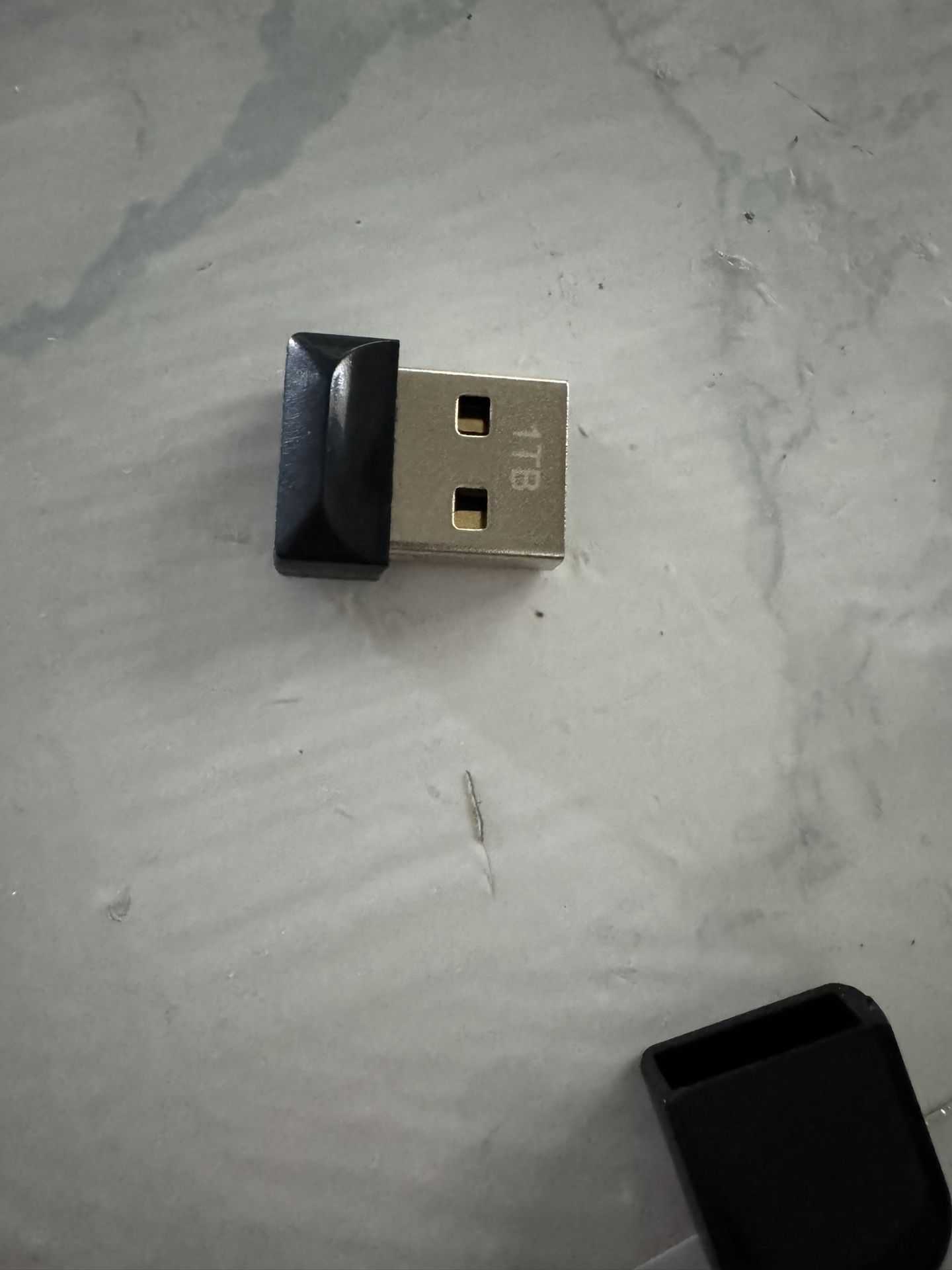 USB Flash 1 TB