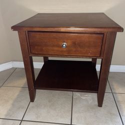 End Table/Night Stand
