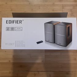 Bookshelf Speakers 42w Powered