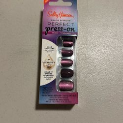 Sally Hansen Press On Nails