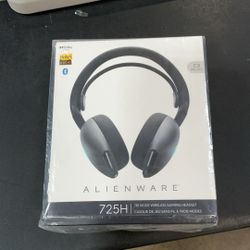 Alienware Tri-Mode Wireless Gaming Headset AW725H