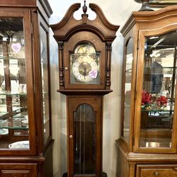 Howard Miller Grand Father Clock 
