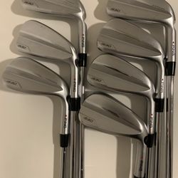 Ping i530 Iron Set