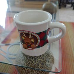 Vintage Raindeer Cup 8oz.