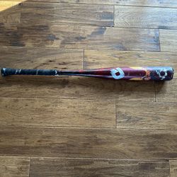 Demarini Voodoo One 2021  31/28 bbcor