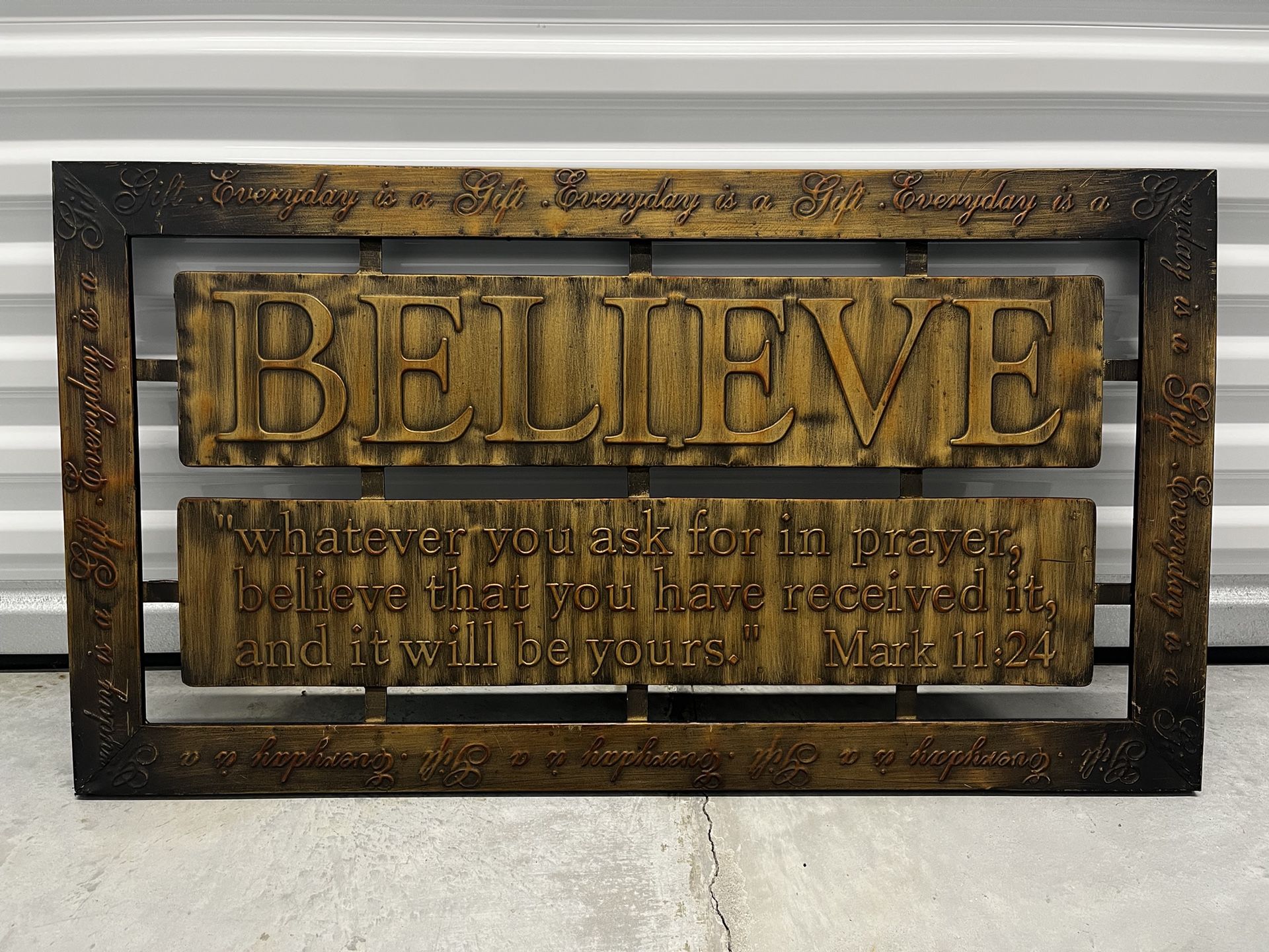 Hanging "Believe" Picture