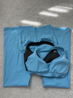 Oner Activewear Set – Leggings & 2 Sports Bra
