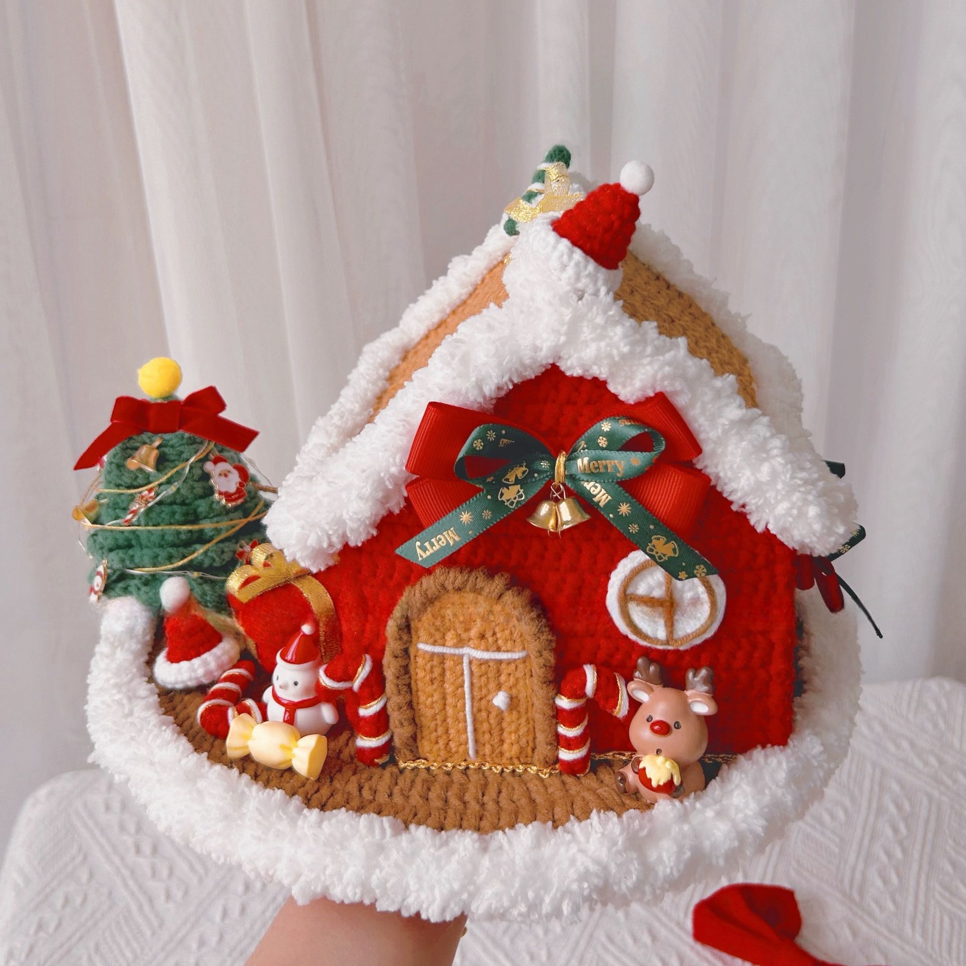 【Custom】Crochet 3D Christmas Gingerbread House with Light