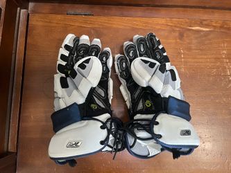 Lacrosse gloves