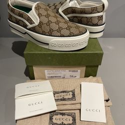 Gucci 1977 Slip On Sneakers Size 7 Women 