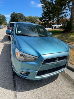 2011 Mitsubishi outlander