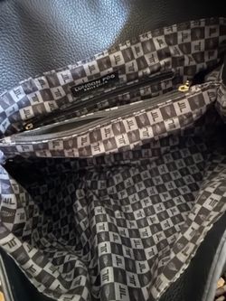 London fog purse