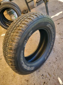 255/70/18 BRIDGESTONE DUELER TIRE