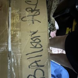 Wedding balloon arch with balloon kit NEW IN BOX