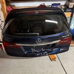 Acura MDX Tail Gate. 