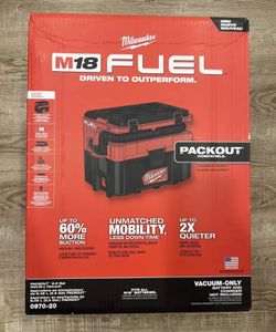 Milwaukee M18 FUEL PACKOUT 18-Volt Lithium-Ion Cordless 2.5 Gal. Wet/Dry Vacuum .  Brand NEW.  Tool Only.   NUEVO.