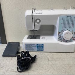 Brother XR3774 37-Stitch Sewing and Quilting Machine