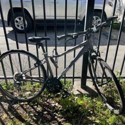 Diamond Back Bike (medium)