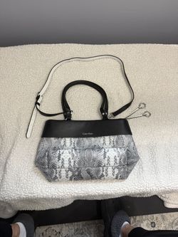 Calvin Klein Tote With Crossbody Option Like New  