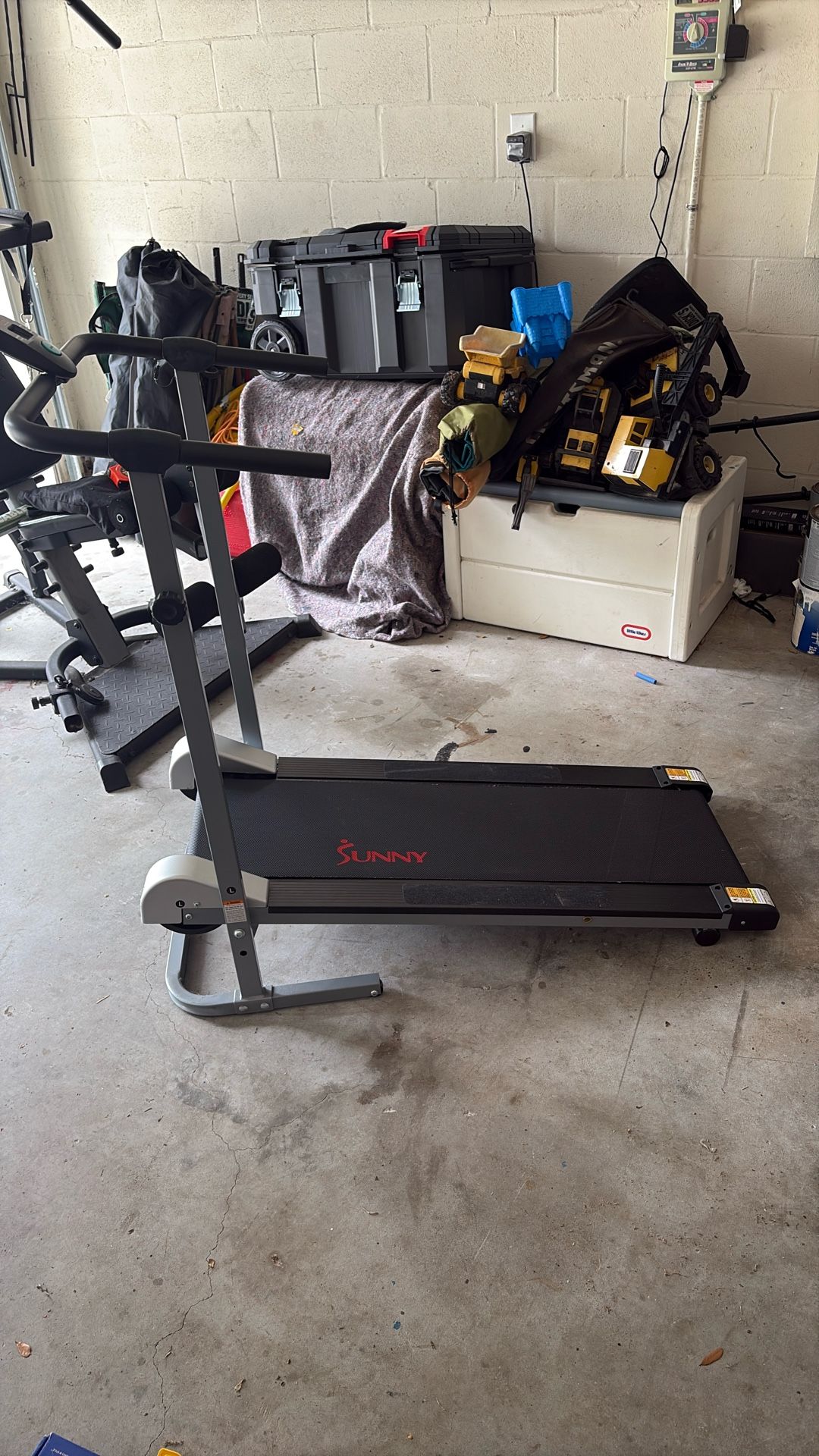 EMP-Proof Manual Walking Treadmill
