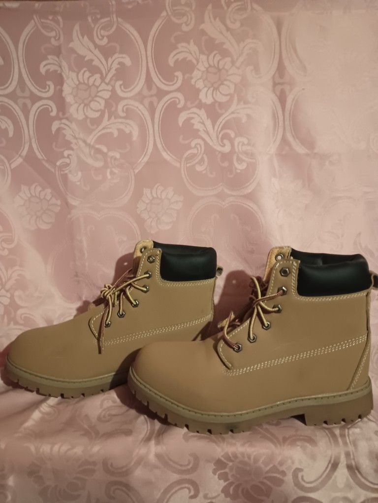 Ozark Trail Leather Boots 