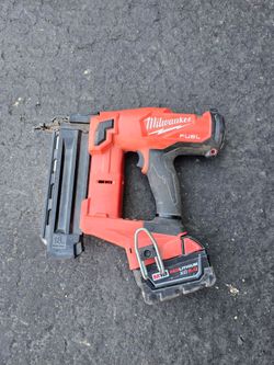 Milwaukee 18g nailer